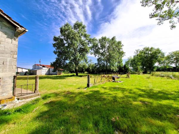 Corps de ferme à aménager avec dépendances et plus de 7 000 m² de terrain  Plaisance-du-Gers