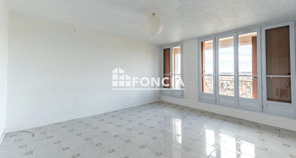 À vendre Appartement 4 pièces 77 m² - Neuilly-sur-marne 93330