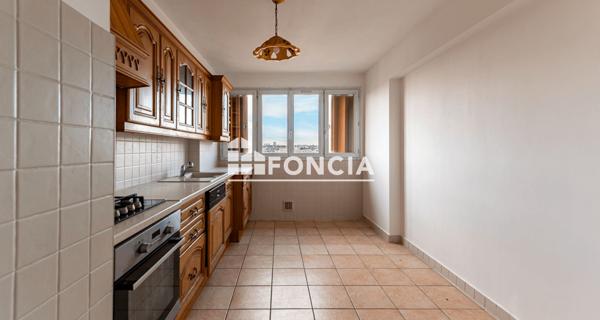 À vendre Appartement 4 pièces 77 m² - Neuilly-sur-marne 93330