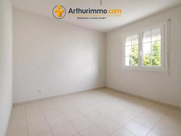 Vente                                                      Maison
                        
                     8 pièces                      167 m2                     à Foix