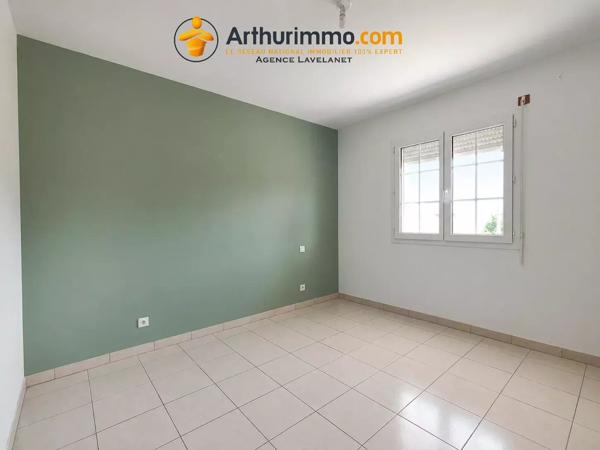 Vente                                                      Maison
                        
                     8 pièces                      167 m2                     à Foix