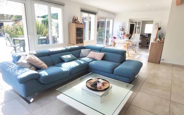 Maison à vendre    4 pièces • 173 m2 Pontonx-sur-l'Adour