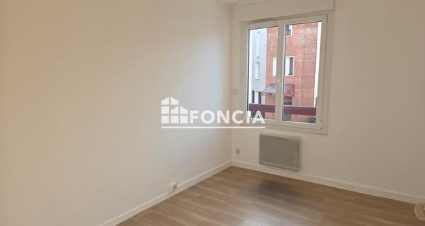 Location Appartement 3 pièces 65 m² - Voisins-le-bretonneux 78960