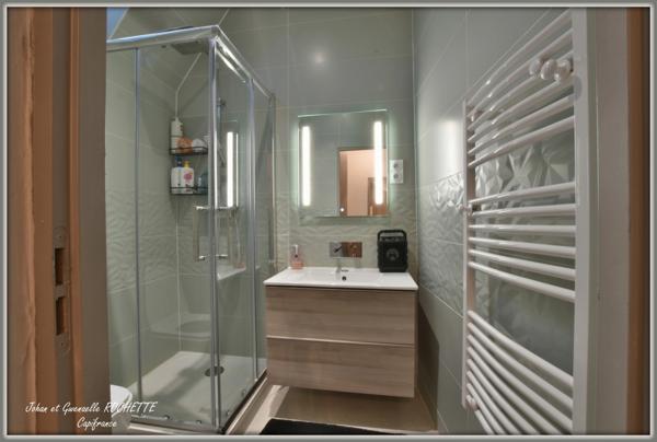 ENSEMBLE IMMOBILIER SPÉCIAL INVESTISSEUR – 2 MAISONS RÉNOVÉES –