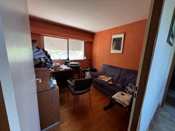 Vente                                                      Villa
                        
                     3 pièces                      120 m2                     à Lodève