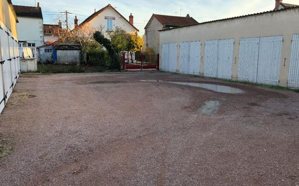 Stationnement à louer    12 m2 Nevers