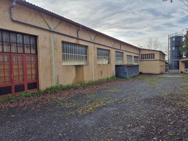 19360 MALEMORT - Local d'activité Malemort 2100 m²