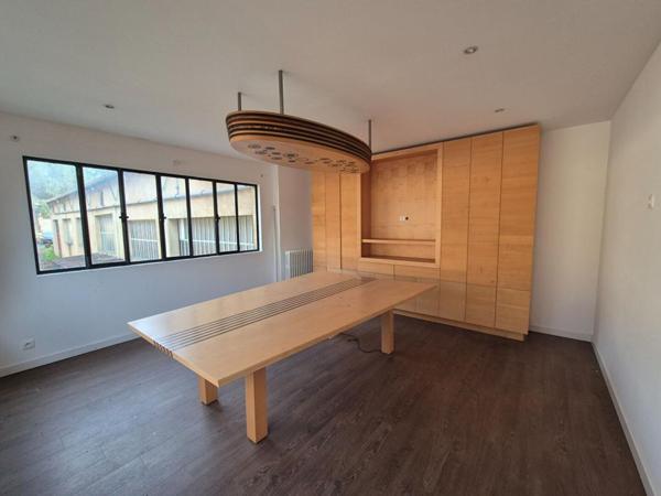 19360 MALEMORT - Local d'activité Malemort 2100 m²