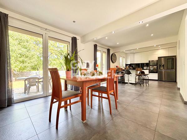 Maison Bondoufle 7 pièce(s) 150 m2 avec sous sol total