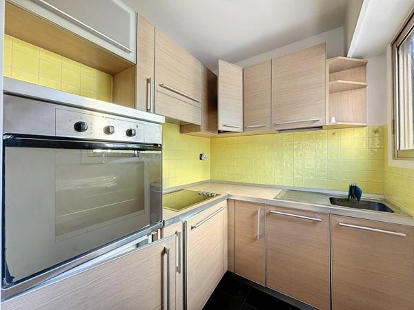 Appartement à louer    2 pièces •  Cannes