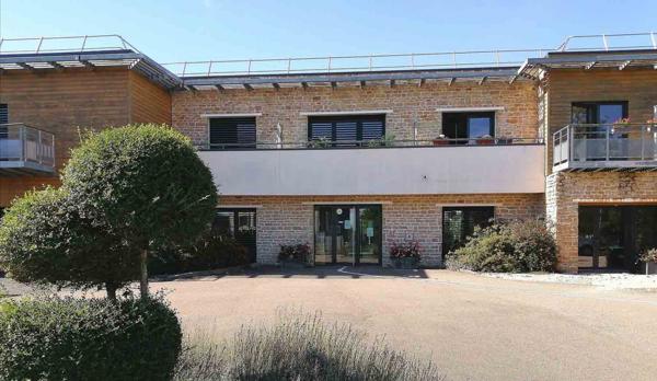 INVESTISSEMENT LOCATIF  Macon  Résidence Seniors Residence Camille Claudel - 8,08% de rentabilité