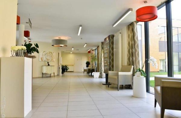 INVESTISSEMENT LOCATIF  Macon  Résidence Seniors Residence Camille Claudel - 8,08% de rentabilité