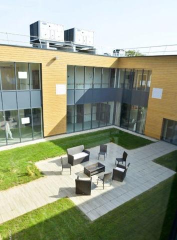 INVESTISSEMENT LOCATIF  Macon  Résidence Seniors Residence Camille Claudel - 8,08% de rentabilité