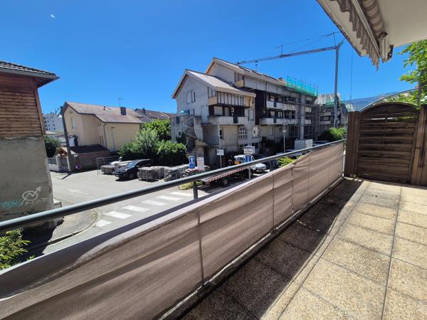 EMPLACEMENT N°1 • T2 Lumineux avec Terrasse de 12 m² – Idéal Premier Achat & Investissement !