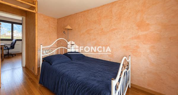 À vendre Appartement 2 pièces 52 m² - Grenoble 38100