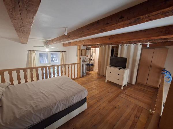 Un appartement 78m2 2 chambres 1 cave