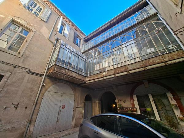 Un appartement 78m2 2 chambres 1 cave