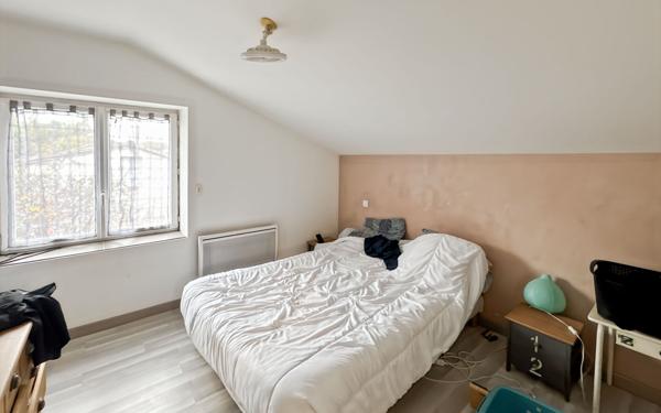 Maison à vendre    4 pièces •  Saint-Astier