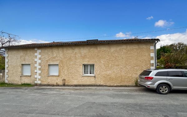 Maison à vendre    4 pièces •  Saint-Astier