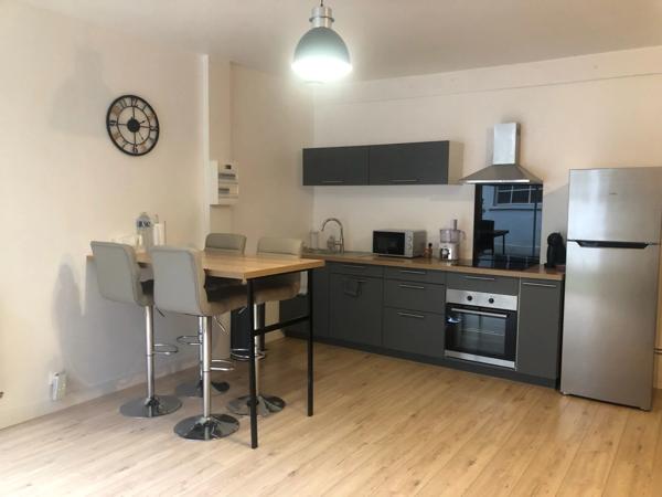 Dpt (), à vendre immeuble de rapport ou pour habitation principale, situé en centre ville de Flers de l'Orne