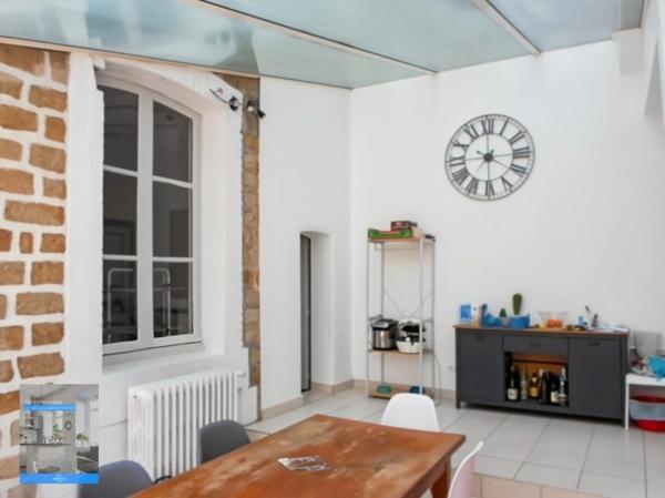 Dpt (), à vendre immeuble de rapport ou pour habitation principale, situé en centre ville de Flers de l'Orne