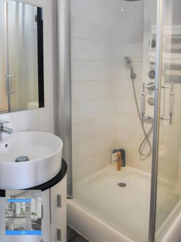 Dpt (), à vendre immeuble de rapport ou pour habitation principale, situé en centre ville de Flers de l'Orne