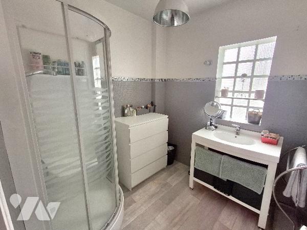 Belle maison de ville familiale à proximité des commerces de la ville de Fougères