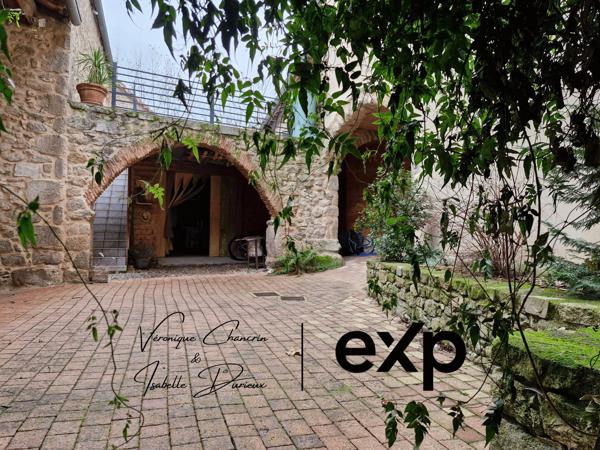 Maison familiale rénovée 5 ch. + bureaux – Soucieu-en-Jarrest, à 30 min de Lyon