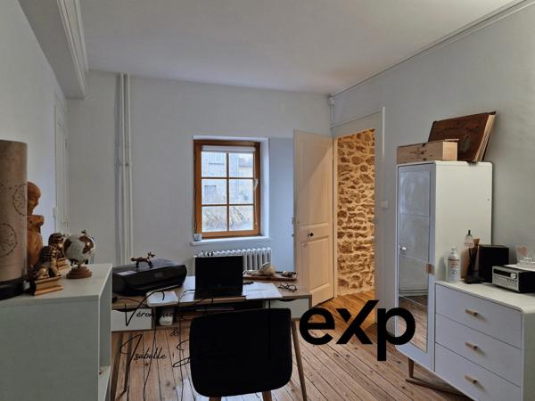 Maison familiale rénovée 5 ch. + bureaux – Soucieu-en-Jarrest, à 30 min de Lyon