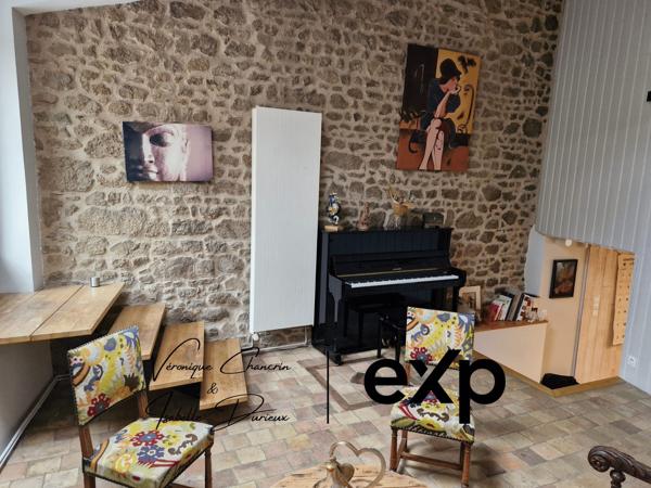 Maison familiale rénovée 5 ch. + bureaux – Soucieu-en-Jarrest, à 30 min de Lyon