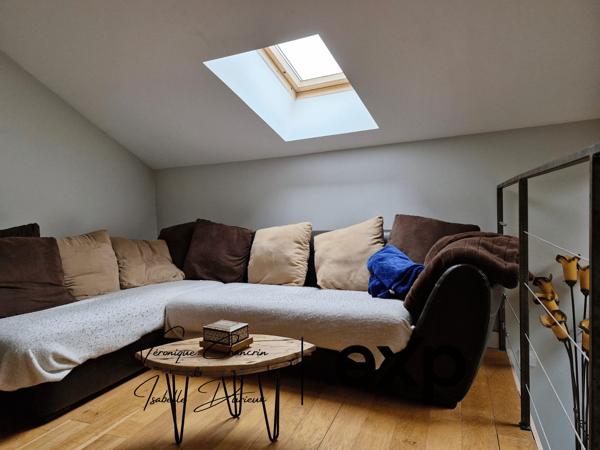 Maison familiale rénovée 5 ch. + bureaux – Soucieu-en-Jarrest, à 30 min de Lyon