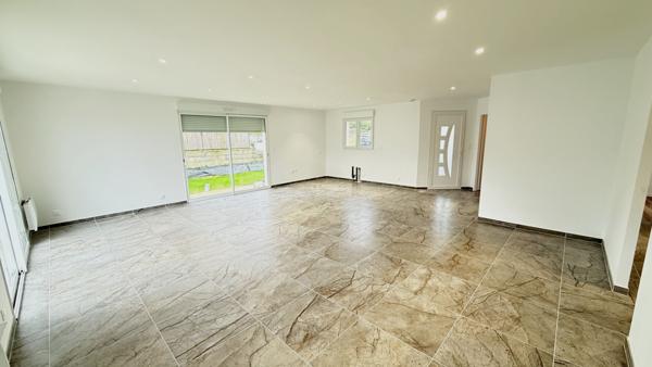 Maison Contemporaine 5 pièce(s) 102 m2 à CHANGE