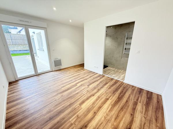 Maison Contemporaine 5 pièce(s) 102 m2 à CHANGE