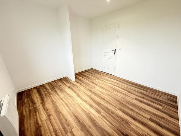 Maison Contemporaine 5 pièce(s) 102 m2 à CHANGE