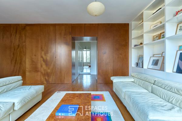 Appartement rénové et vue dégagée sur l’église des Blancs Manteaux