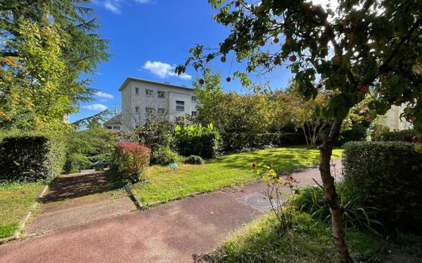 Appartement à vendre    3 pièces • 52,04 m2 Palaiseau