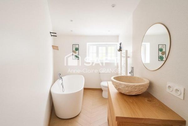 Maison avec jardin clos, prête à vivre