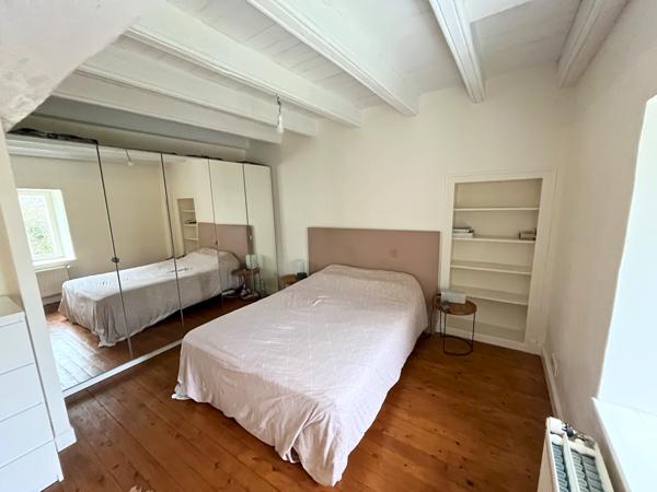 Coulommiers (77120) Authentique briarde constituée de deux habitations