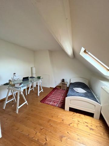 Coulommiers (77120) Authentique briarde constituée de deux habitations