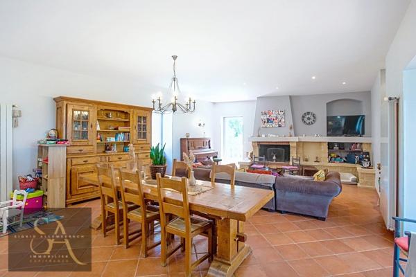 Domaine viticole de caractère – 55 ha – Proche Méditerranée entre Narbonne et Carcassonne