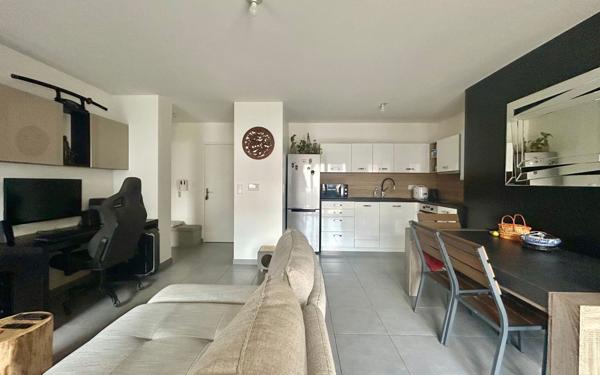 Appartement à vendre    3 pièces •  Lentilly