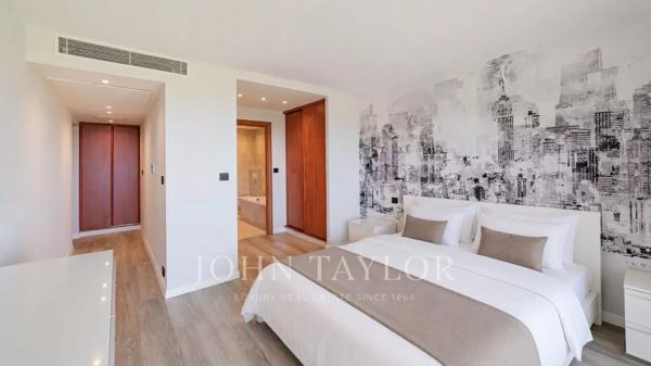 Exclusivité - Villa de prestige entièrement rénovée avec vue mer panoramique