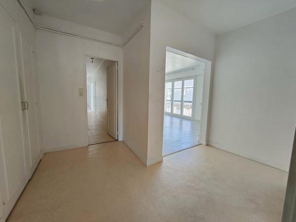 Appartement T4 avec garage de 92,27m² - POITIERS PLATEAU