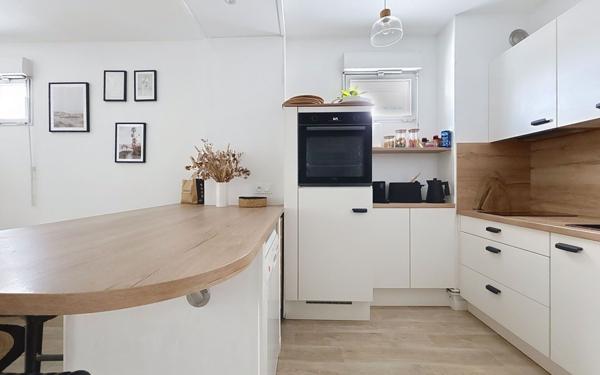 Appartement à vendre    2 pièces • 46,04 m2 La Rochelle