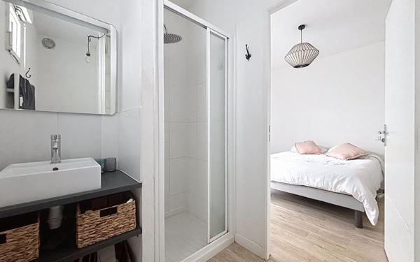 Appartement à vendre    2 pièces • 46,04 m2 La Rochelle