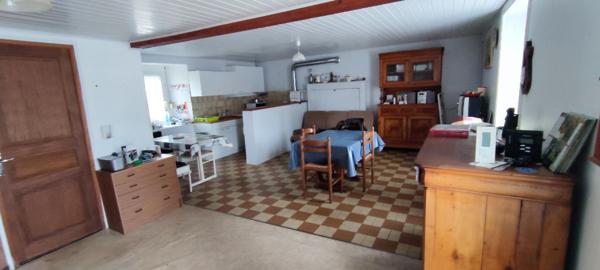 A louer Maison à  La Chapelle Blanche, Axe RN12 ( Rennes St Brieuc) Proche Caulnes