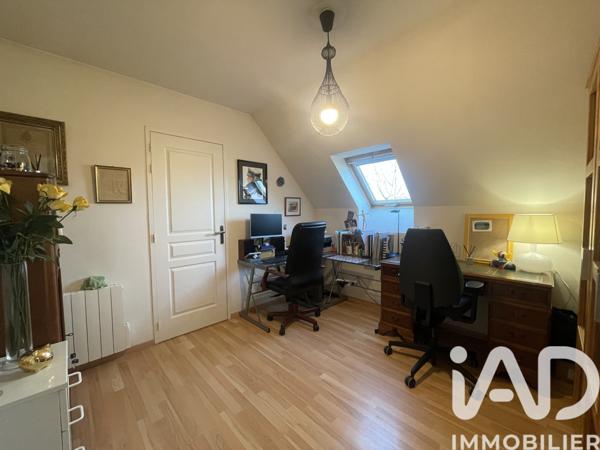 Maison à vendre 8 pièces 158 m² Isles-lès-Villenoy