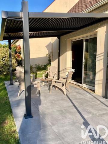 Maison à vendre 8 pièces 158 m² Isles-lès-Villenoy