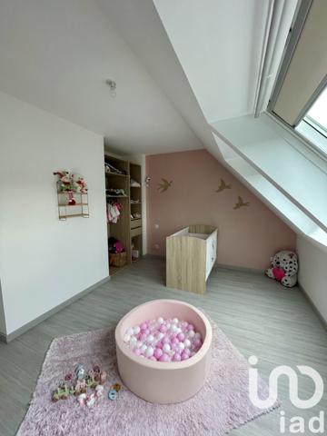 Maison 10 pièces de 213 m² à Plonéour-Lanvern (29720)