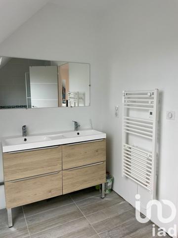 Maison 10 pièces de 213 m² à Plonéour-Lanvern (29720)